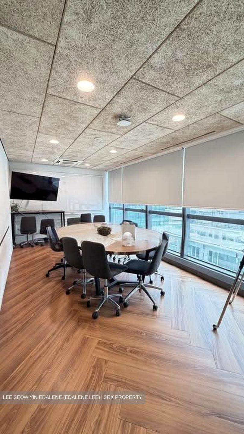 High Street Centre (D6), Office #623493381